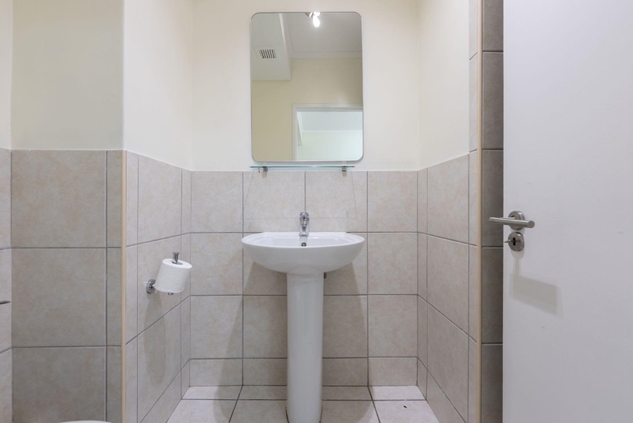 2 Bedroom Property for Sale in Cape Town City Centre Western Cape